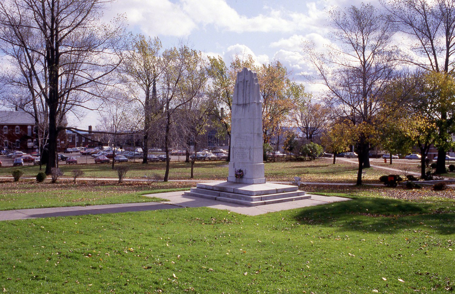 The cenotaph in Thunder Bay’s Waverley Park