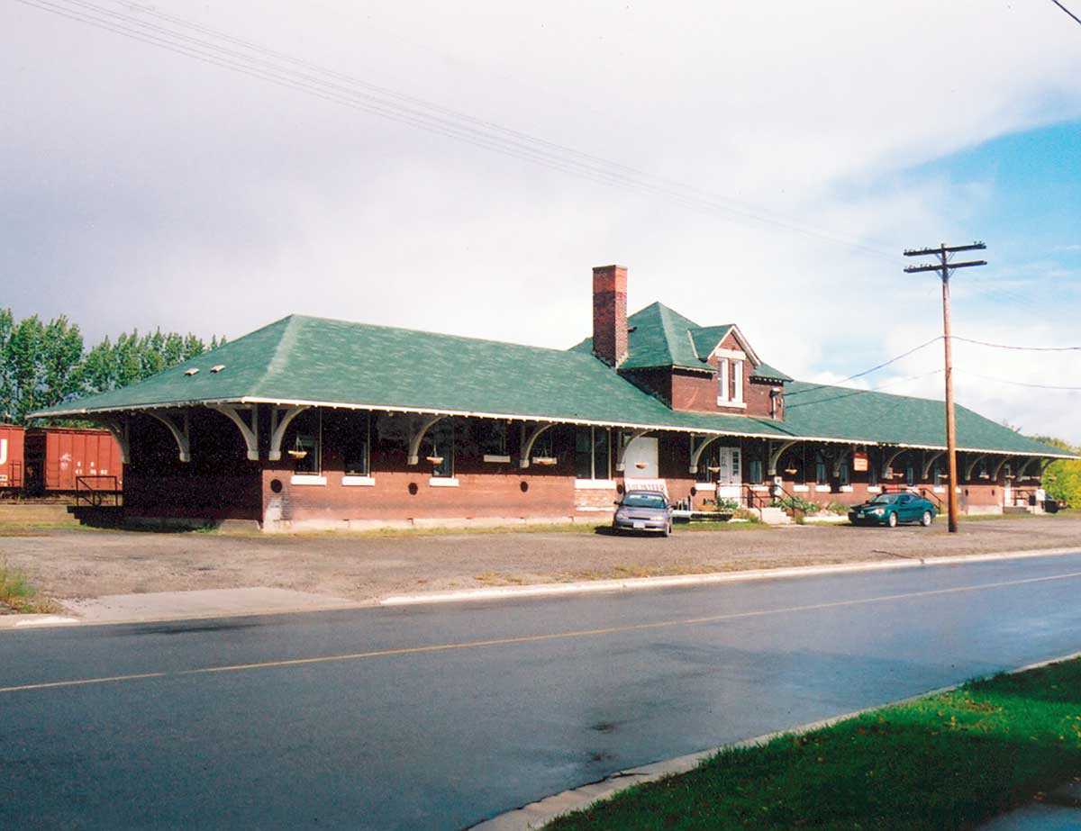CNR Station, Fort Frances